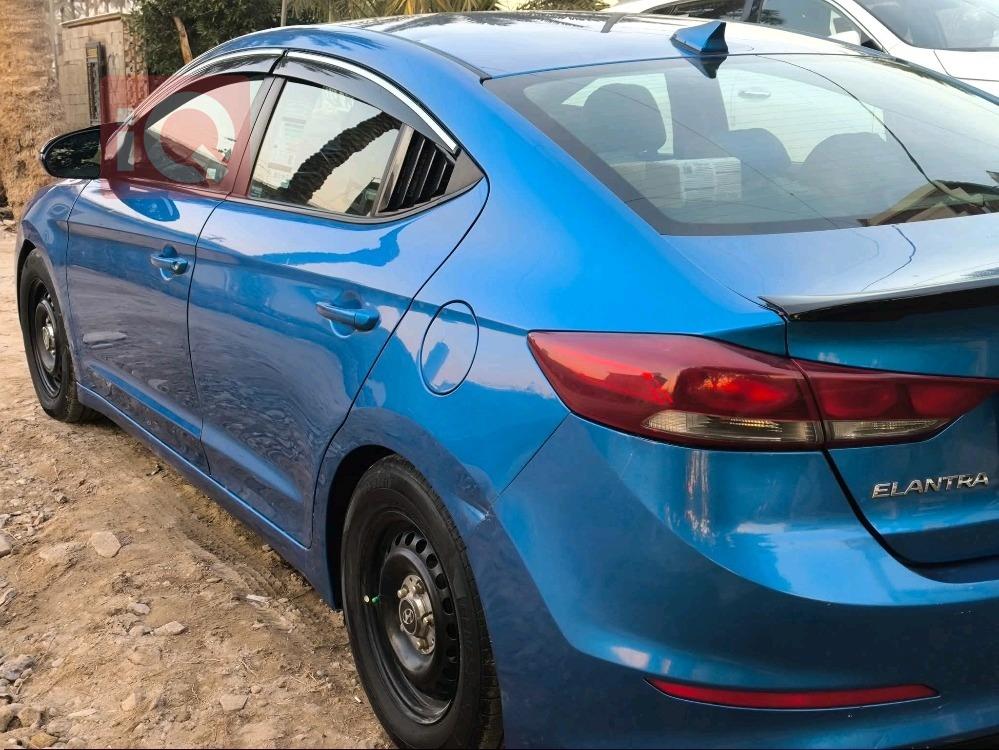 هیۆندای ئەلەنترا